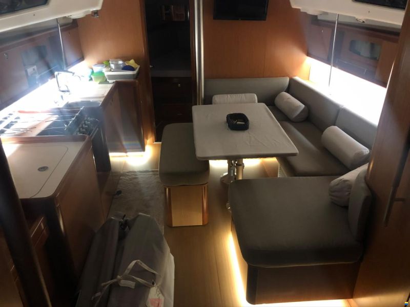 Beneteau Oceanis 40