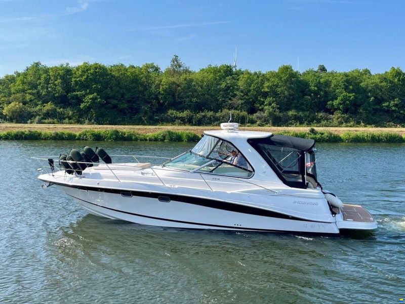 Four Winns V378 (Vista)