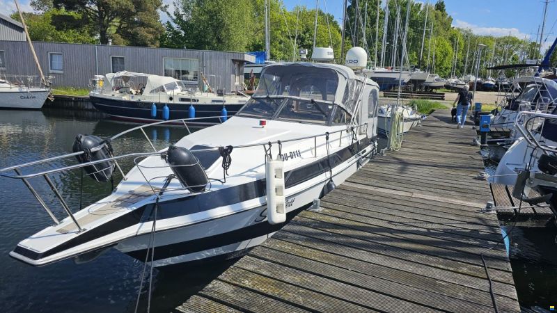 Regal Ambassador 255XL