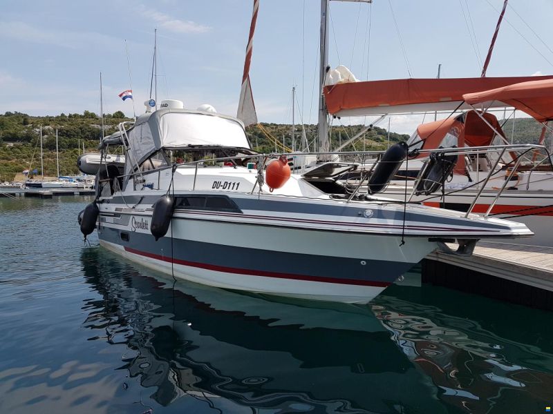 Regal Ambassador 255XL