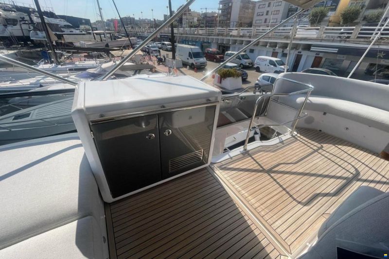 Azimut Fly 53