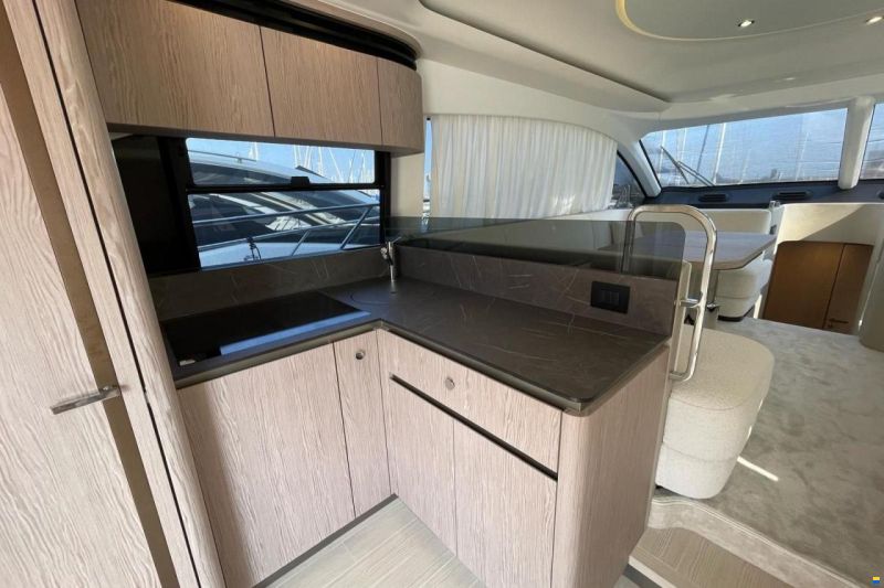 Azimut Fly 53