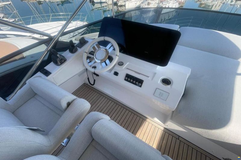Azimut Fly 53