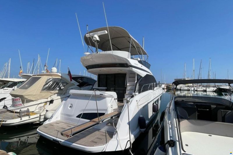 Azimut Fly 53