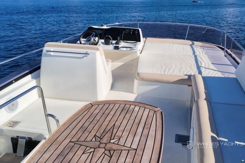 Prestige 450 Fly