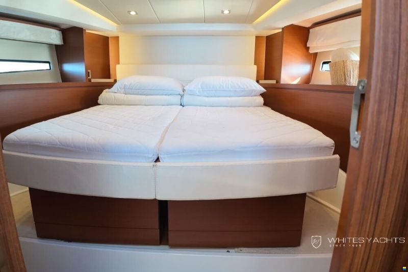 Prestige 450 Fly