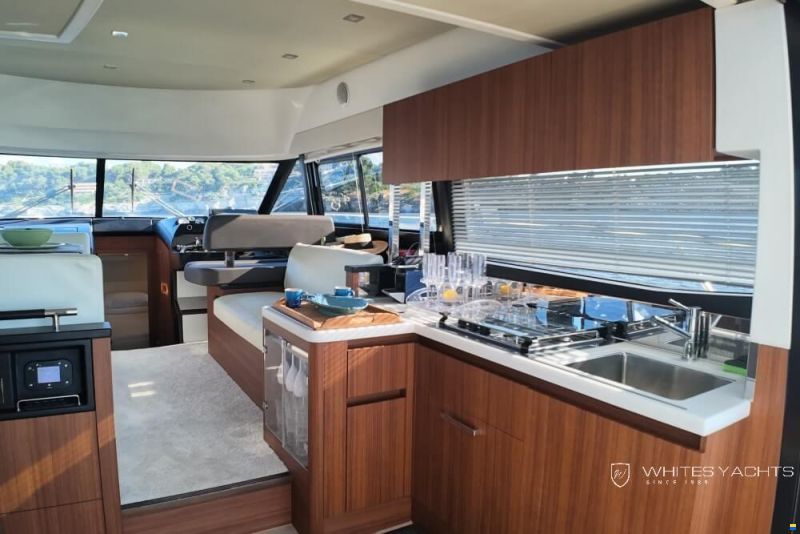 Prestige 450 Fly