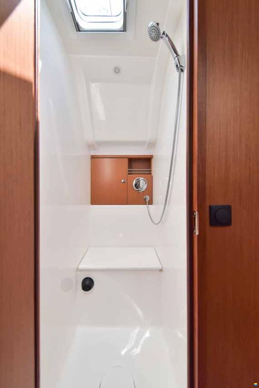 Bavaria CRUISER 51