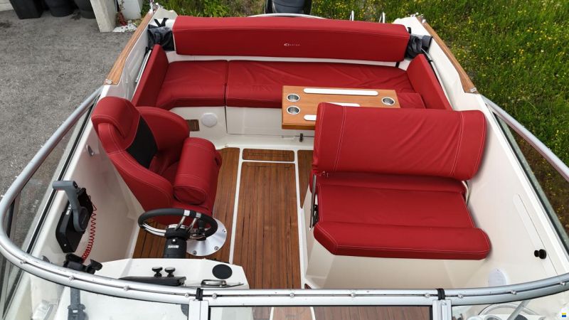 Corsiva Coaster 600 DC
