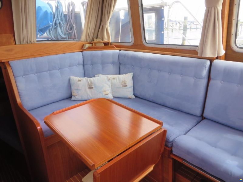 Nauticat 33