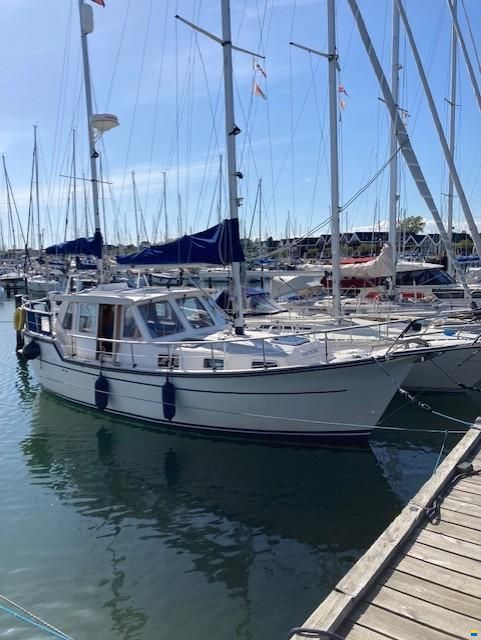 Nauticat 33