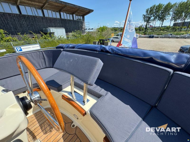 Intercruiser 27