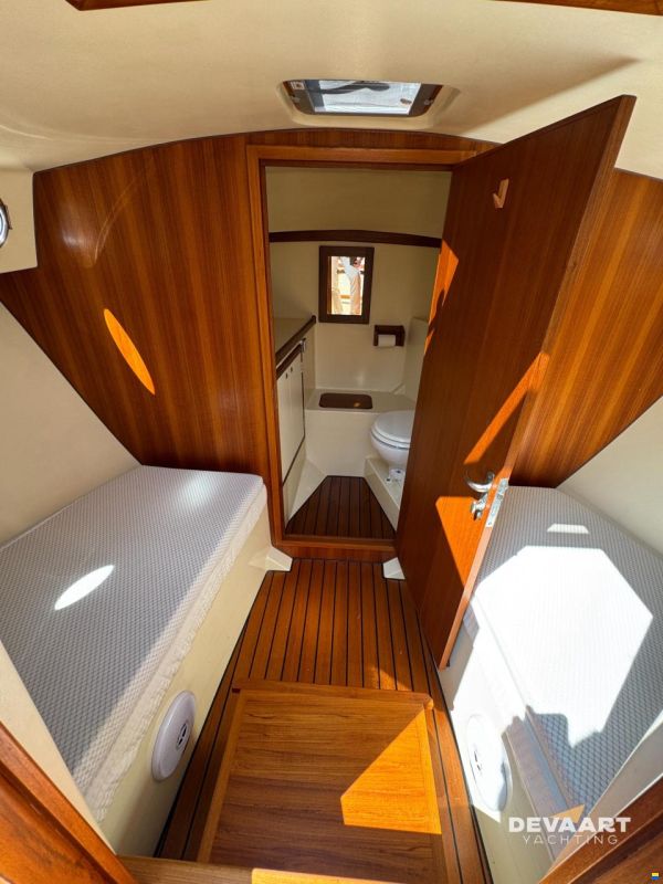 Intercruiser 27