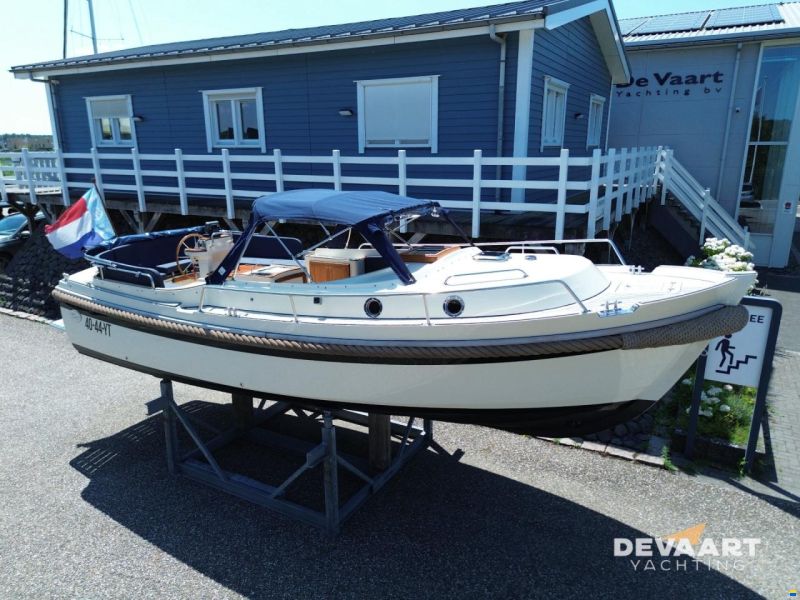 Intercruiser 27