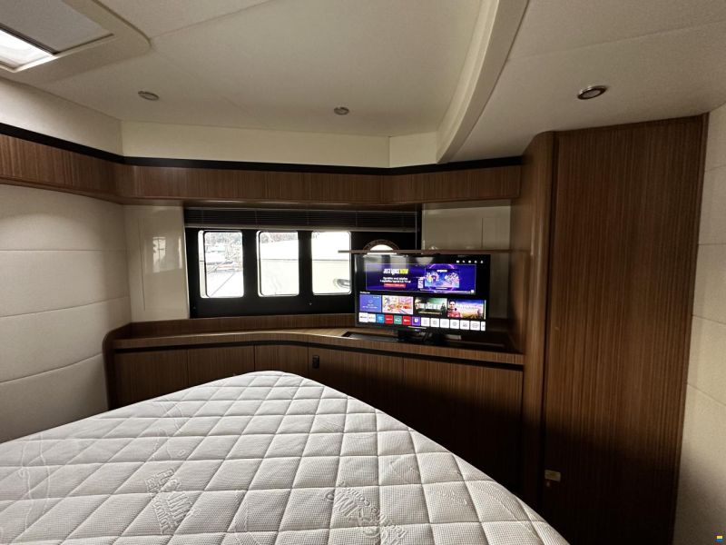 Absolute Navetta 52