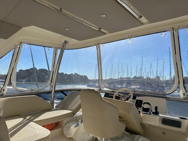 Absolute Navetta 52
