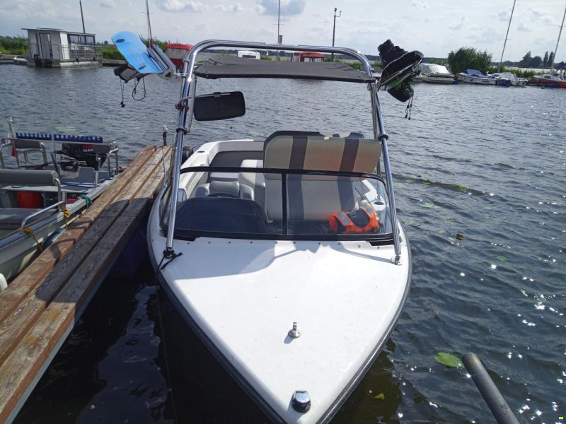 Nautique 196