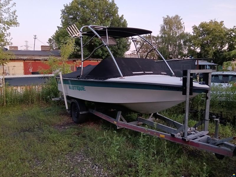 Nautique 196