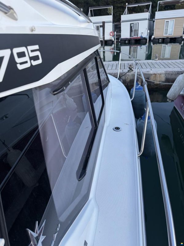 Jeanneau Merry fisher 795