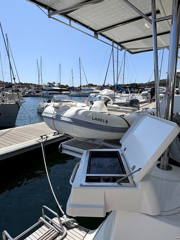 Lagoon 50
