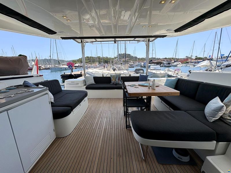 Lagoon 50