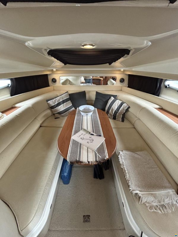 Sealine Sportcruiser 28