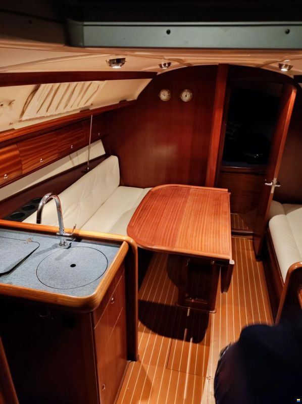 Bavaria 32