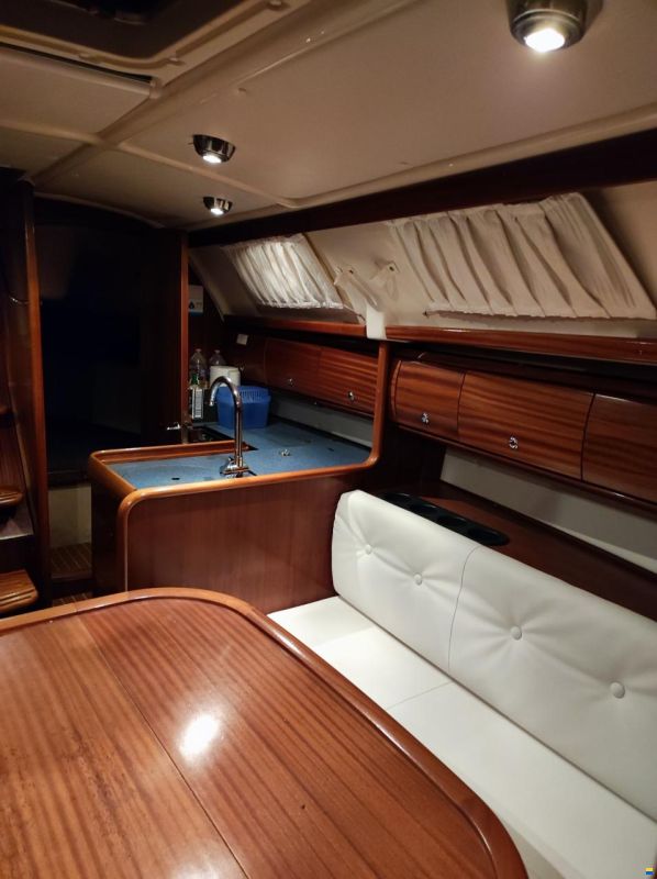 Bavaria 32