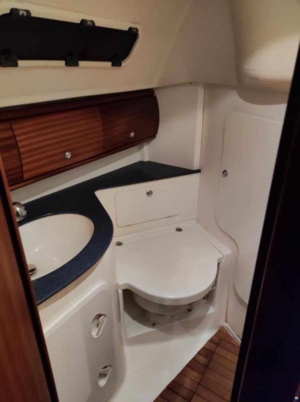 Bavaria 32