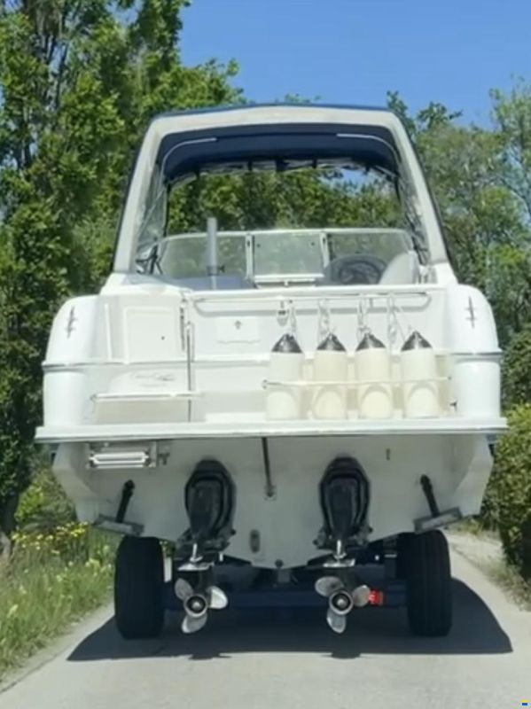 Chris Craft 30 CROWNE