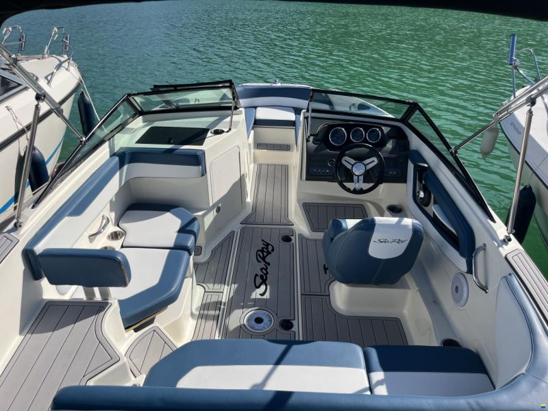 Sea Ray 190 spx