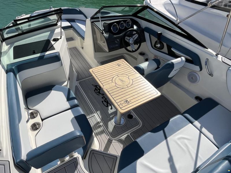 Sea Ray 190 spx