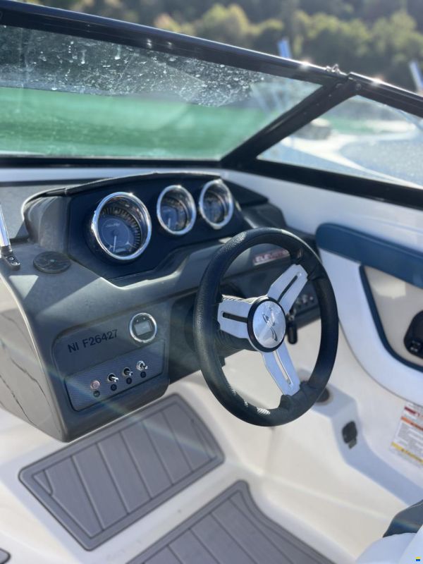 Sea Ray 190 spx