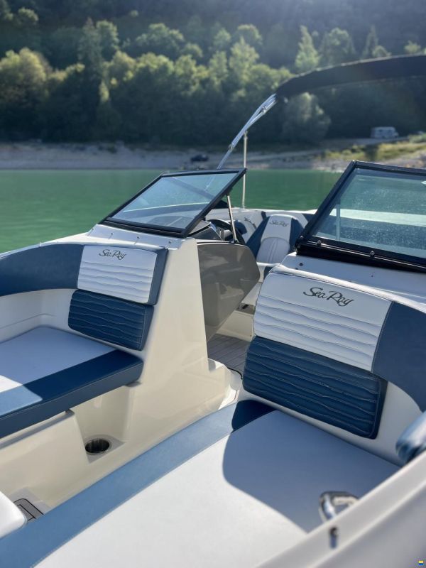 Sea Ray 190 spx