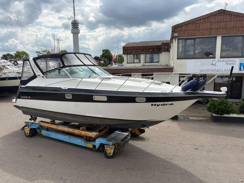 Maxum 3200 SCR