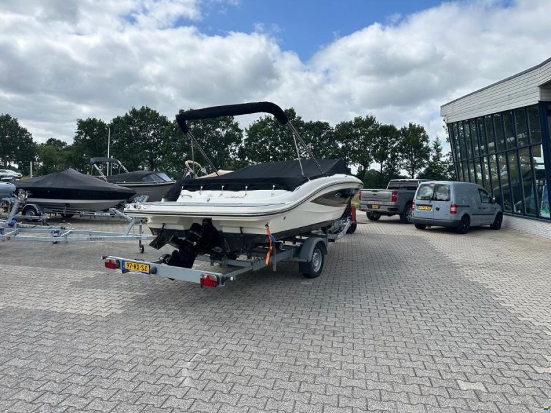 Sea Ray 190 SPX Bowrider
