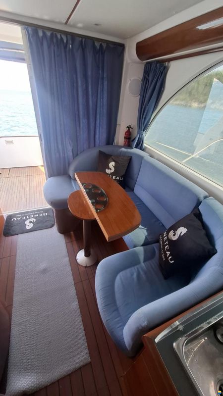 Beneteau Antares 980 Fly