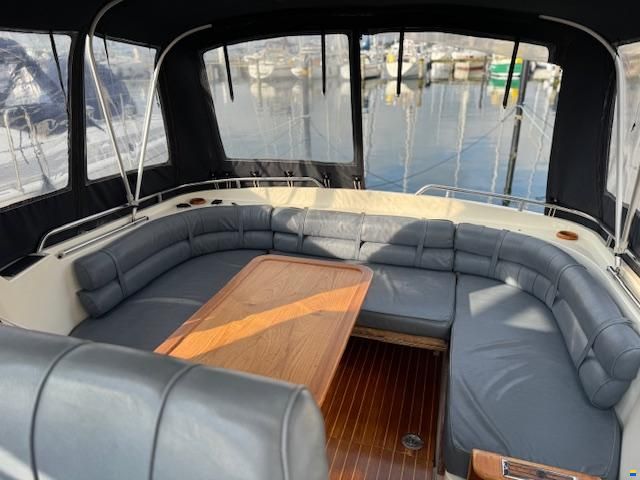 Nimbus 28 DC Hardtop