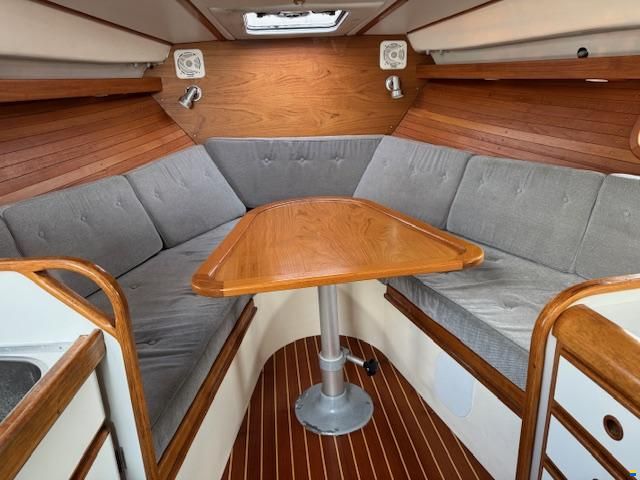 Nimbus 28 DC Hardtop