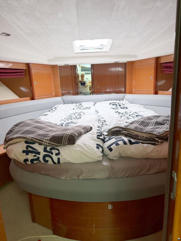 Jeanneau Prestige 42S