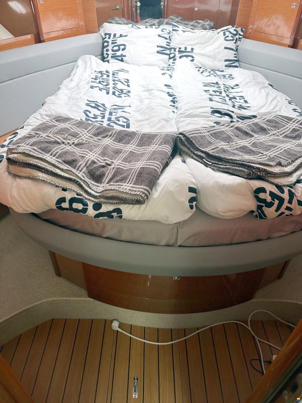 Jeanneau Prestige 42S