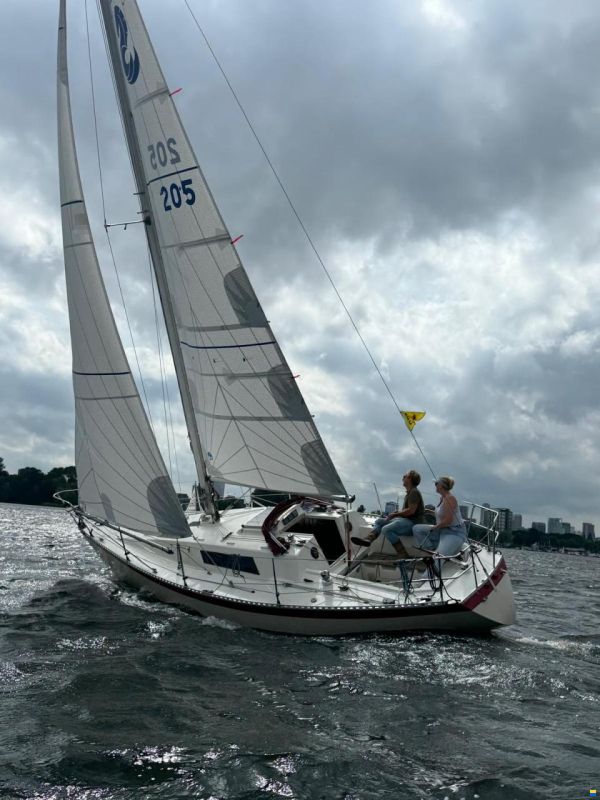 Beneteau First 27