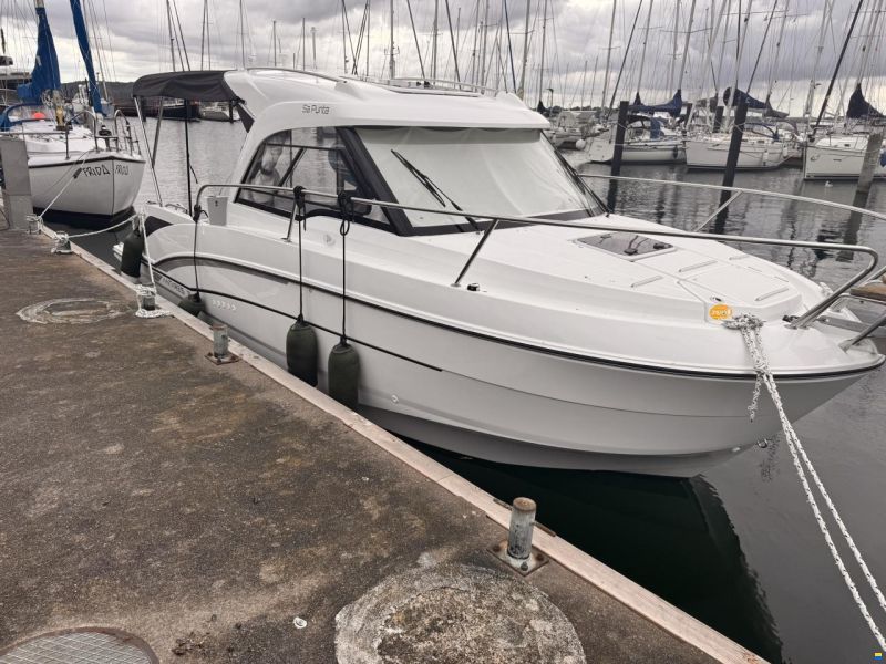 Beneteau Antares 7