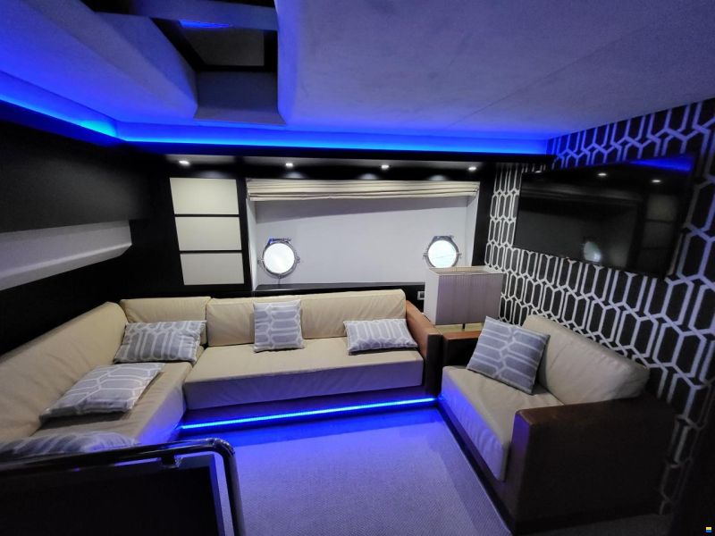 Azimut 62S