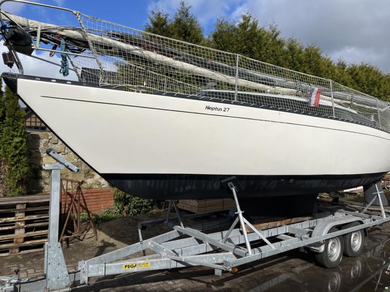 Neptun 27 D