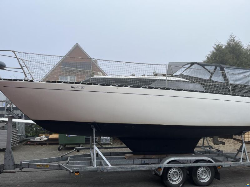 Neptun 27 D