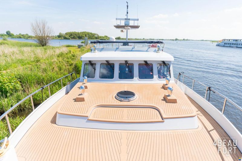 Altena 53 Custom Trawler