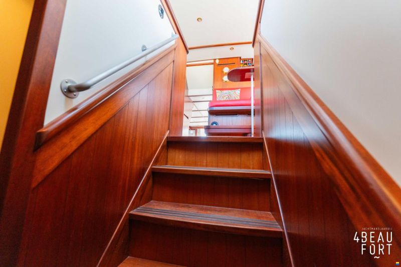 Altena 53 Custom Trawler