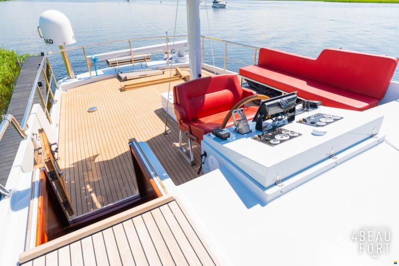 Altena 53 Custom Trawler