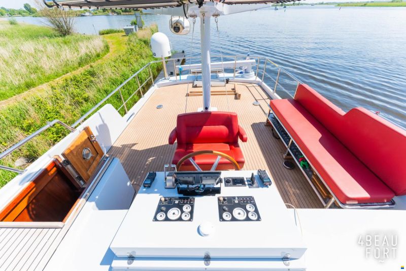Altena 53 Custom Trawler